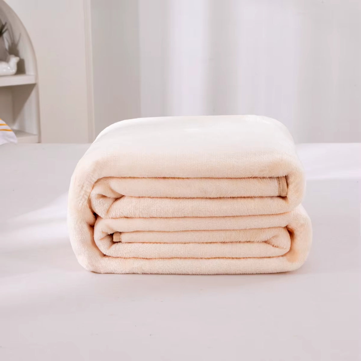 250GSM Black Flannel Blanket Soft Plush Fleece Throw Warm Cozy Bed Cover for Sofa Bedroom All Season Blanket Queen King Size
