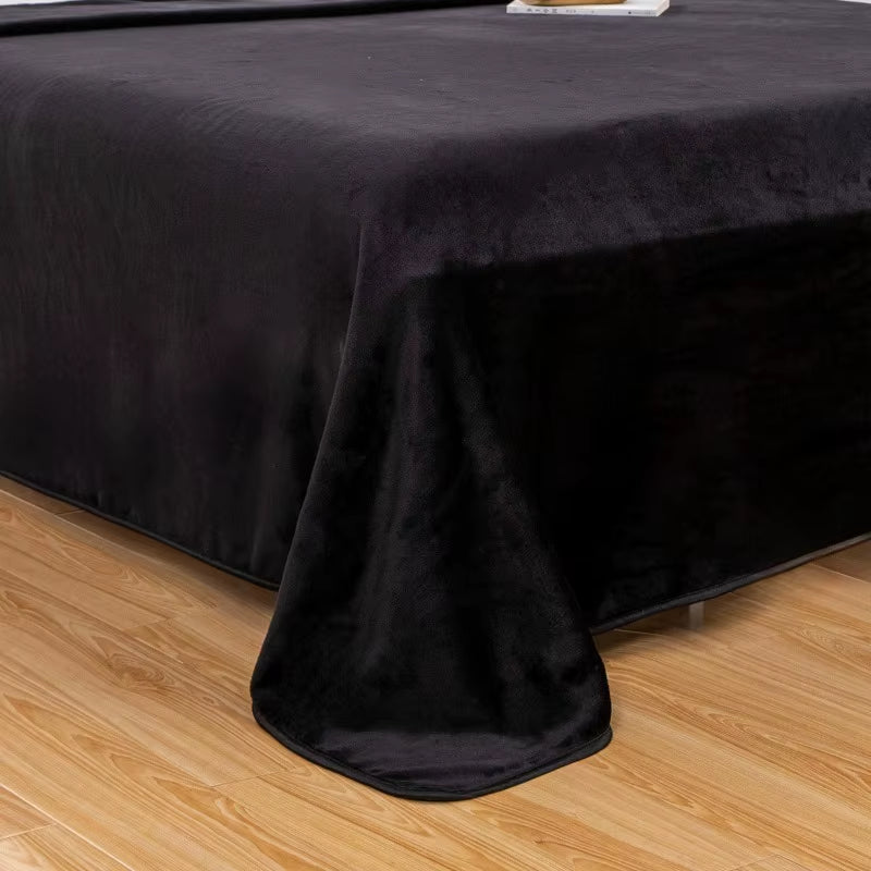 250GSM Black Flannel Blanket Soft Plush Fleece Throw Warm Cozy Bed Cover for Sofa Bedroom All Season Blanket Queen King Size