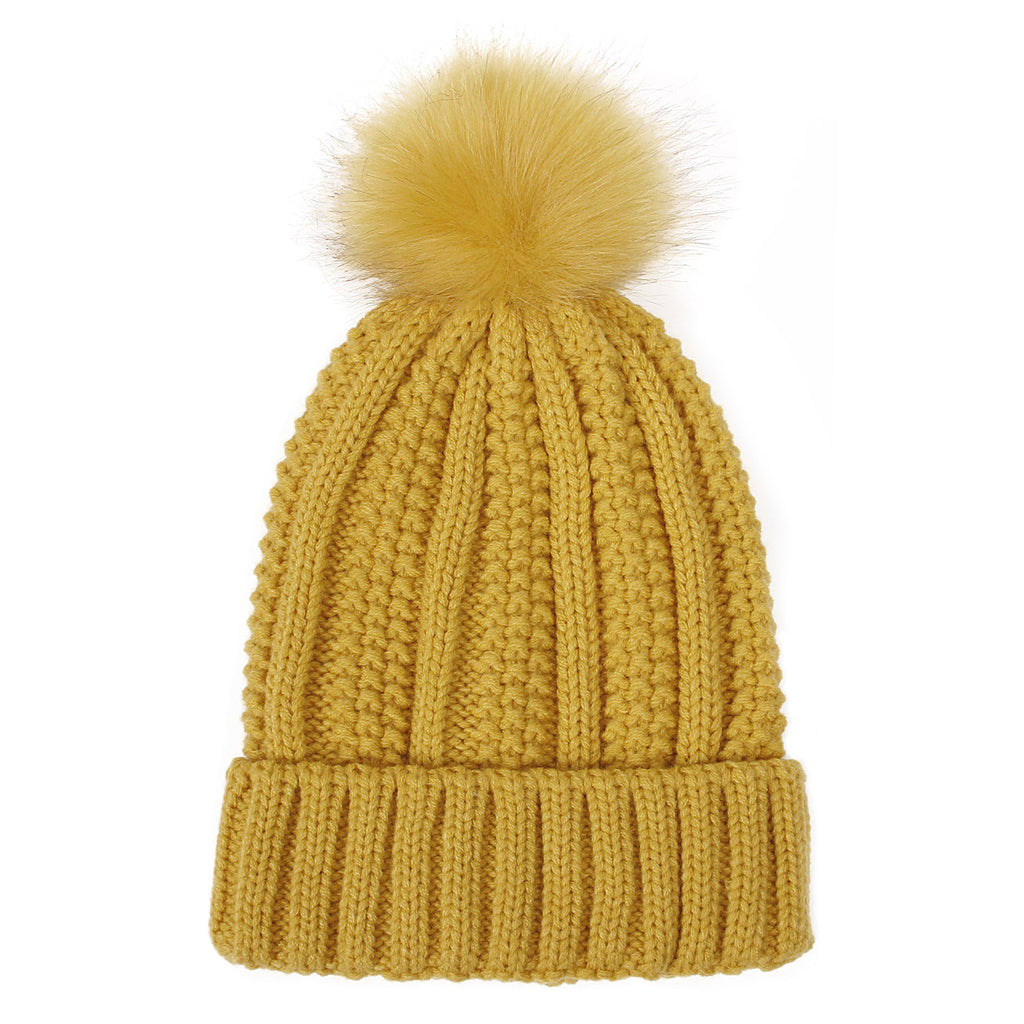 Women's winter knitted beanie - photo 4